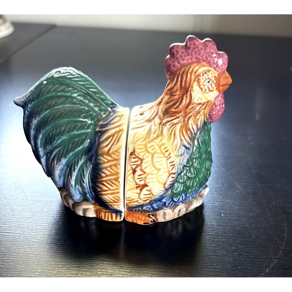 Vintage Rooster Salt Pepper Shakers Farmhouse Cottagecore Cracker Barrel
